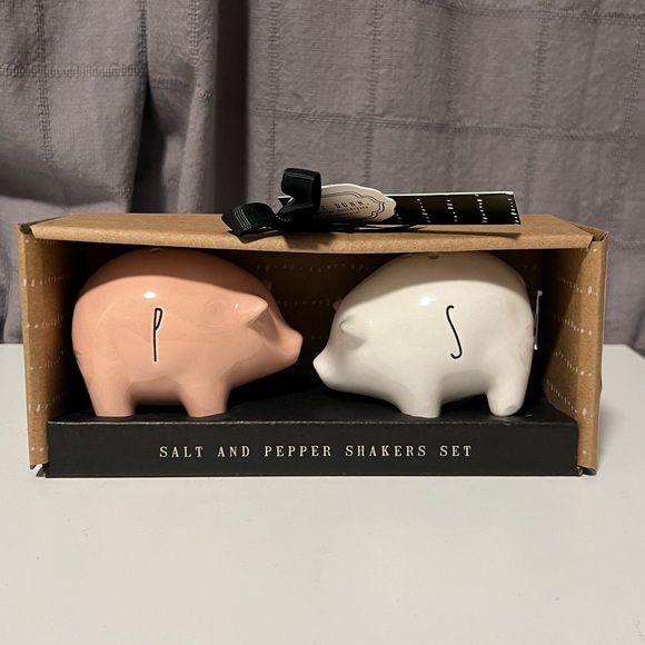 Rae Dunn Other - New Rae Dunn salt & pepper shakers